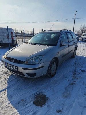 1000 euro Ford  Focus benzină 
