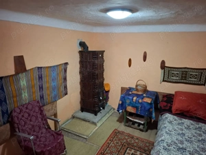 Casa la curte Lalosu, Portaresti VL - imagine 6