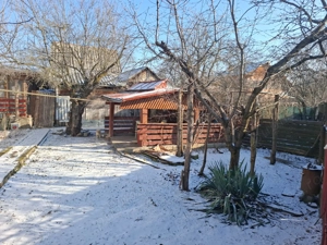 Casa la curte Lalosu, Portaresti VL - imagine 4