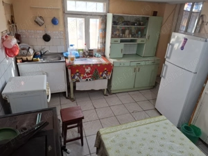 Casa la curte Lalosu, Portaresti VL - imagine 10