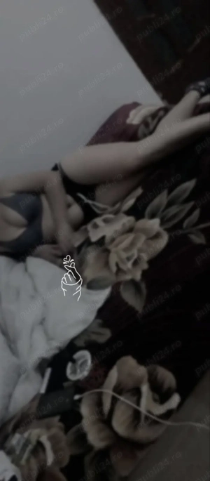 Blonda seducatoare servicci totalee