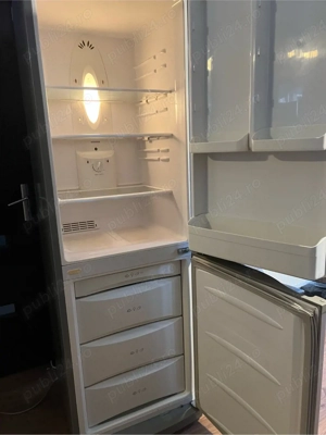 Vand Frigider LG  - imagine 3