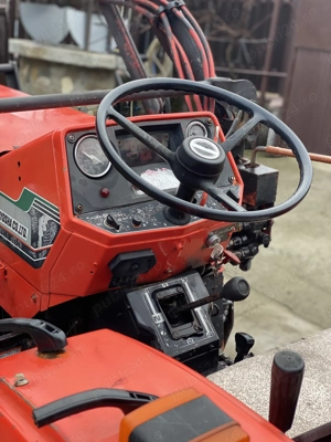 Tractor Hinomoto - imagine 5