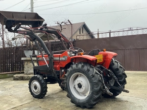 Tractor Hinomoto - imagine 3