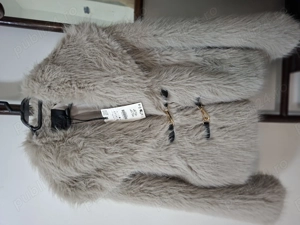 Vând  blana sintetica Zara