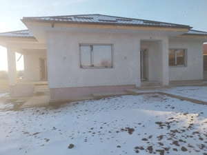 Vand casa parter 142 mp,Iasi  Dumesti la cheie - imagine 9