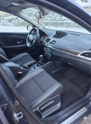 Vand Renault Megan TOM TOM 3 1.5 DCi 110 Cp - imagine 9