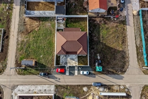 Doua case de vanzare la pret de una in Vladimirescu cartierul Florilor - imagine 12