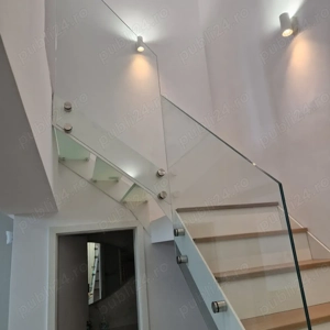 Scara metalică cu vanguri laterale - imagine 3