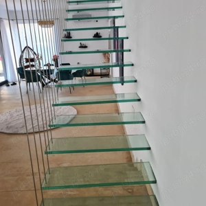 Scări flotante cu trepte din sticlă securizata - imagine 2