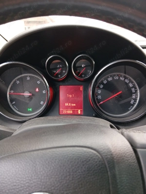 Vând Opel Astra J Sport Tourer 2011 - imagine 2