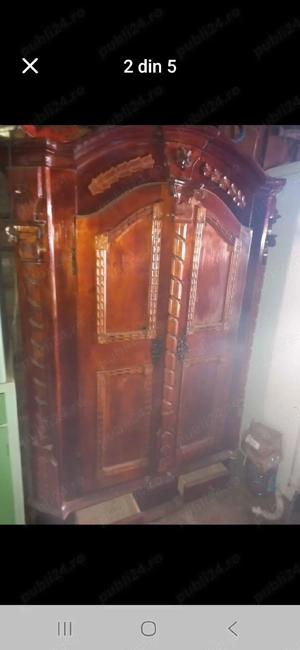 Dulap  lemn de brad. 