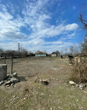Vand casa batraneasca si teren - imagine 5