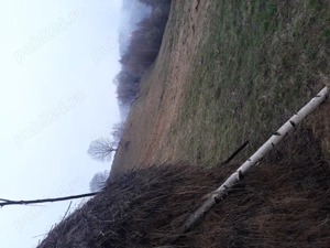 Vand teren in zona de munte