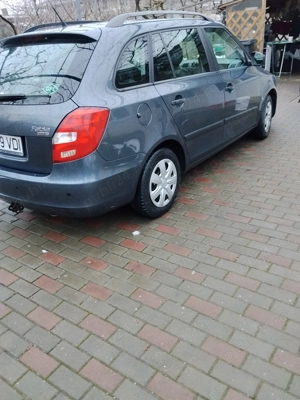 Skoda Fabia 2011 - imagine 5