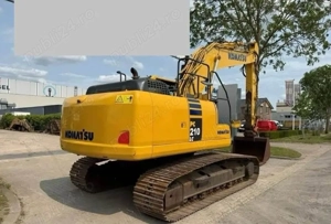 Vand Excavator Komatsu PC 210 - imagine 2