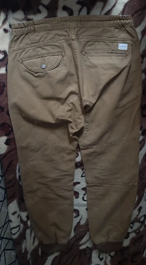 Pantaloni Pull&Bear 