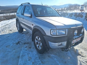 Opel Frontera Sport 4x4, 2.2 benzină  - imagine 4