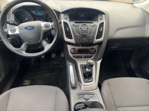 Ford Focus Titanium - imagine 6