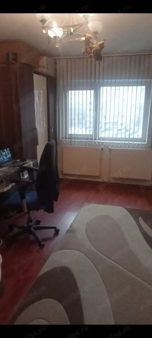 Podu ros, apartament o camera - imagine 2