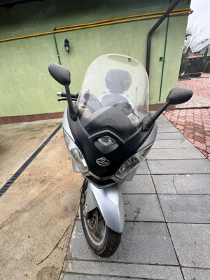 Se vinde motocicletă Malaguti Spidermax GT 500  - imagine 3