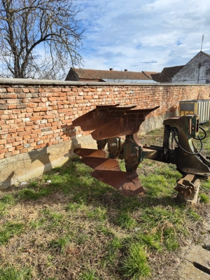 Plug reversibil 3 trupi  - imagine 3