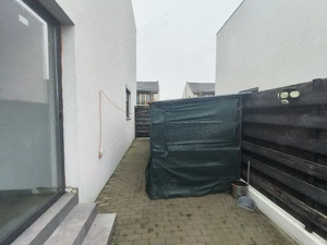 Vila in duplex de vanzare - imagine 2