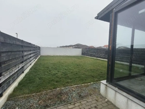 Vila in duplex de vanzare - imagine 3