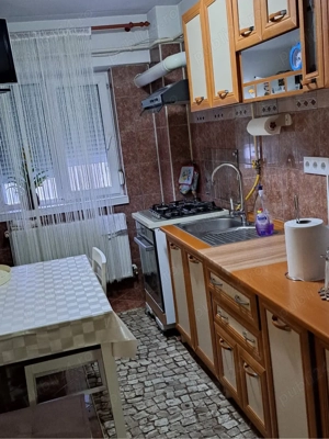 Vand apartament 3 camere - imagine 8