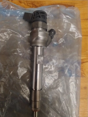 Injector Bosch nou 0986 435 268 BMW Și Mini 