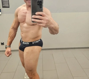 Barbat matur si dotat