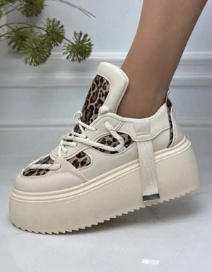 Adidasi dama cu platformă 