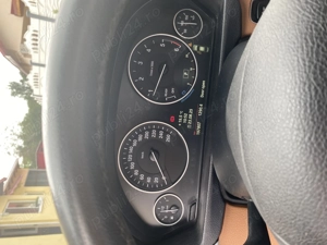 Vând Bmw seria 3 Model Luxury 2012 - imagine 5