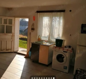 Vând casă la țară  - imagine 8