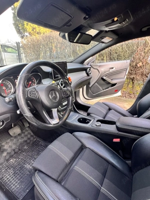 Mercedes-Benz CLA 220d  - imagine 3