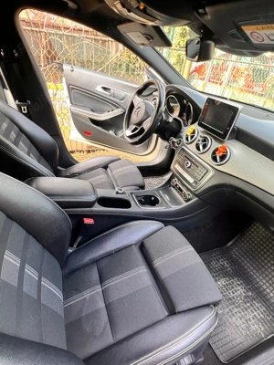 Mercedes-Benz CLA 220d 