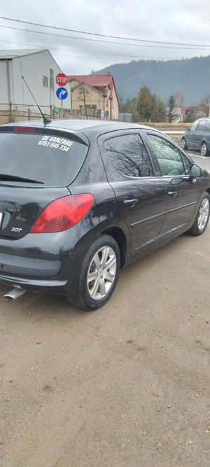 Peugeot 207 - imagine 2