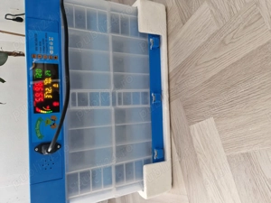 Incubator 120 ouă găina. 