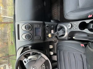 Nisan Qashqai  - imagine 4