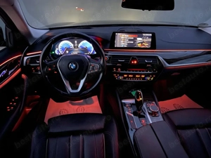 BMW 520d 190cp xDrive | Luxury Line | Model 2018 - imagine 11