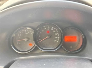 Vând Dacia Logan 1,2 benzină, an 2015 - imagine 5