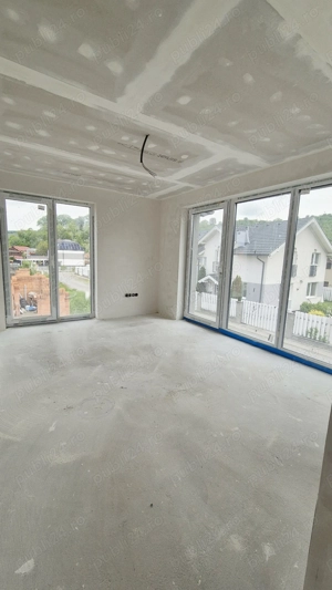 Case Duplex Premium Livezeni str Subpădure Predare: Finisat la Cheie Curte cu sistem automatizat - imagine 3