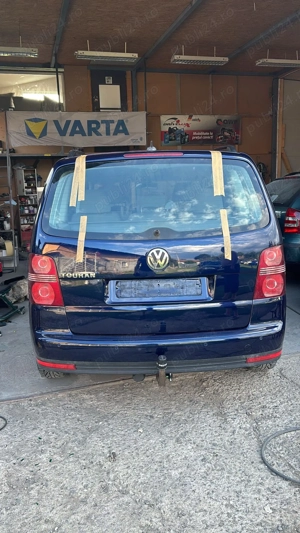 De vânzare Touran 2.0 - imagine 5