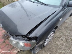 Nissan Almera de reparat sau piese