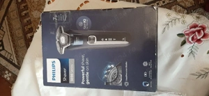 Vând aparat de ras electric marca Philips seria 5000