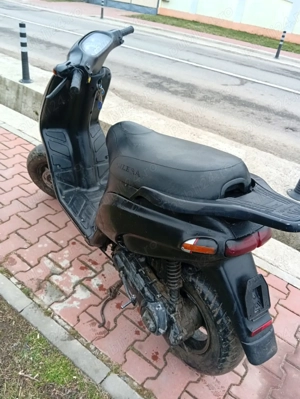 Vând scuter Piaggio perfect funcțional  - imagine 2