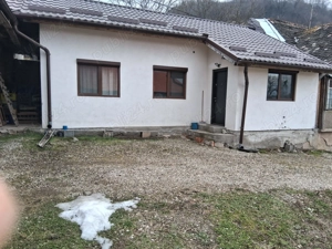 Casa de vânzare în loc.Cuciulata jud.Bv - imagine 2