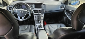 Vand Volvo V40 Inscription 2018 - imagine 6
