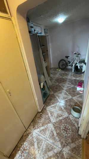 Vand Apartament 3 camere direct proprietar - imagine 4