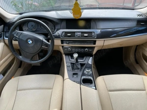 Mașina  de vinzare  - imagine 4